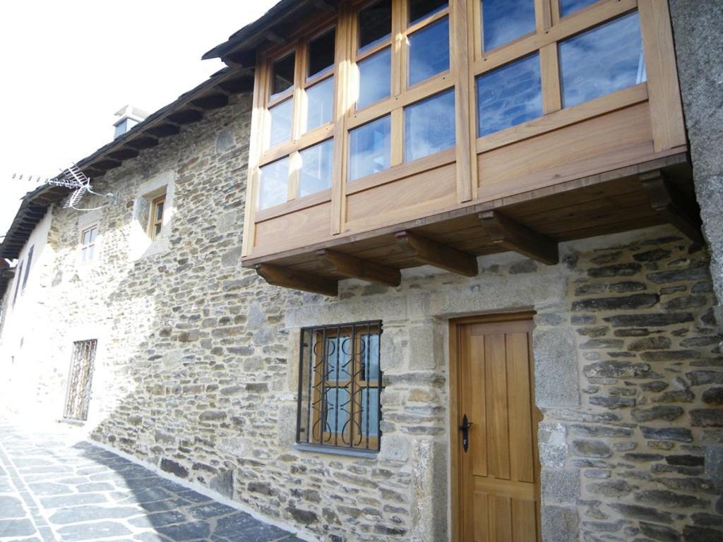 Casa Rural Los Cabritos De Tomas Puebla de Sanabria Exterior photo