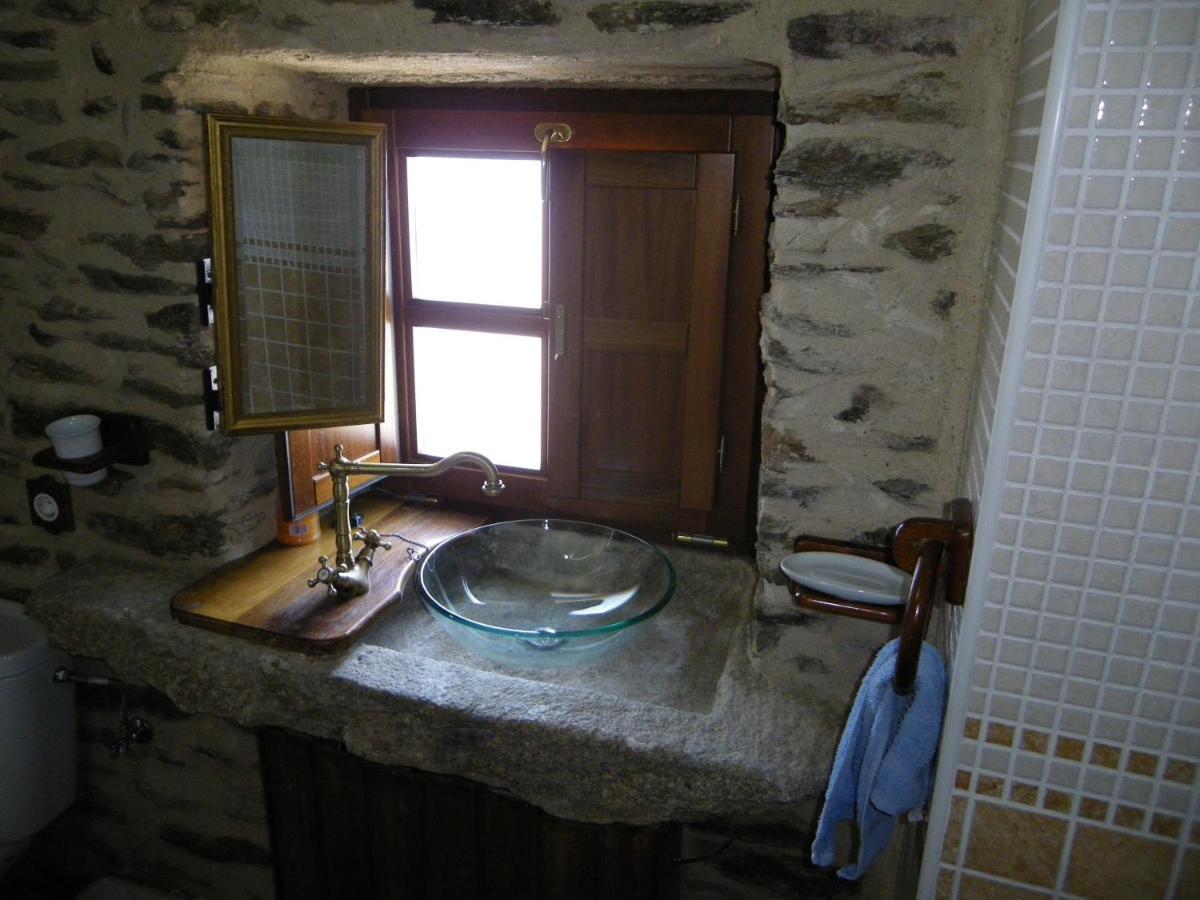 Casa Rural Los Cabritos De Tomas Puebla de Sanabria Exterior photo